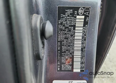 2013 Toyota Corolla Base z USA, uszkodzony, nr VIN 2T1BU4EE5DC974710